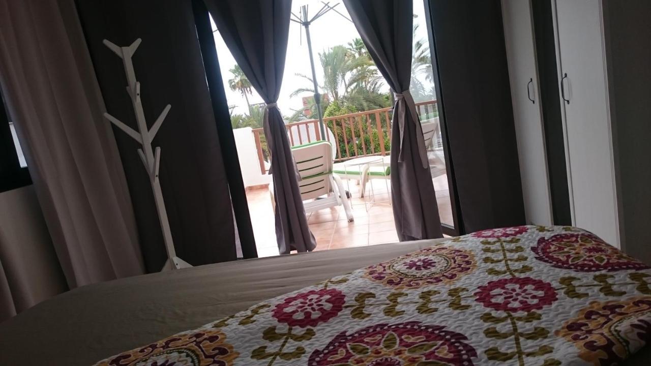 Appartement Bambù à Arona  Extérieur photo