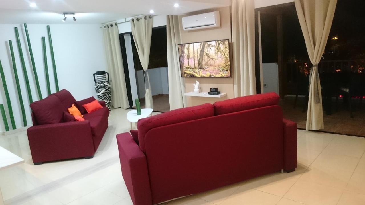 Appartement Bambù à Arona  Extérieur photo