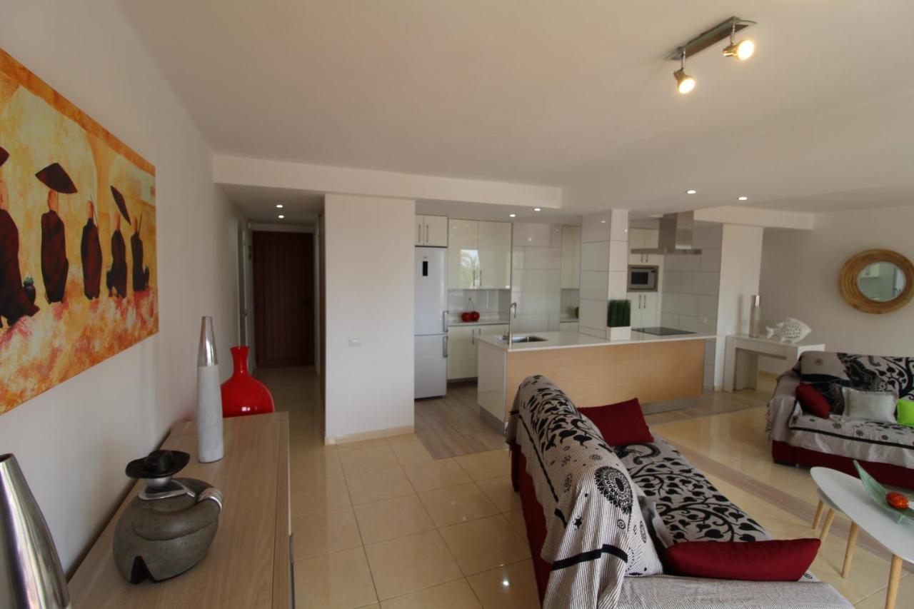 Appartement Bambù à Arona  Extérieur photo